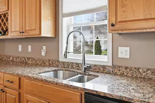 15 Taschereau Blvd, Nashua, NH 03062 - Photo 19