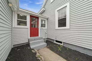 73 Snow St, Concord, NH 03303 - Photo 9