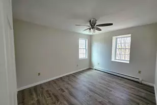 26 Mechanic St, Winchester, NH 03470 - Photo 33