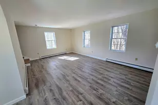 26 Mechanic St, Winchester, NH 03470 - Photo 11