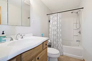 167 Alexander Dr, Manchester, NH 03109 - Photo 17