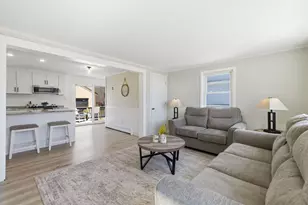 18 Massachusetts Ave, Laconia, NH 03246 - Photo 19