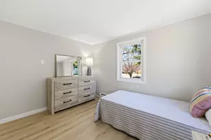 18 Massachusetts Ave, Laconia, NH 03246 - Photo 23