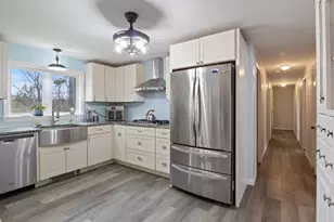 2 Marblehead Rd, Windham, NH 03087 - Photo 7