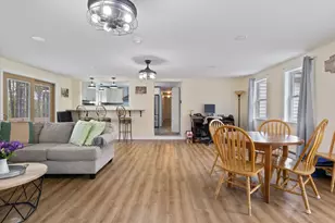 2 Marblehead Rd, Windham, NH 03087 - Photo 5
