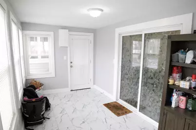 352 Taylor Street, Manchester, NH 03103 - Photo 5