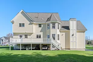 1 Silver Brook St, Salem, NH 03079 - Photo 3