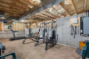 1 Silver Brook St, Salem, NH 03079 - Photo 35