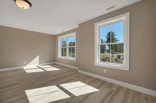 669 High St, Candia, NH 03034 - Photo 9