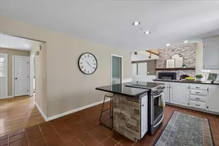 31 Boxwood Rd, Bedford, NH 03110 - Photo 13