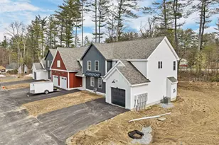 17D Mustang Dr, Litchfield, NH 03052 - Photo 5
