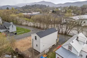 15 National St, Windsor, VT 05089 - Photo 9