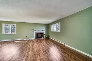 19 Hilltop Pl, New London, NH 03257 - Photo 5