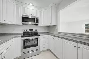 332 Parkside Rd, New London, NH 03257 - Photo 13