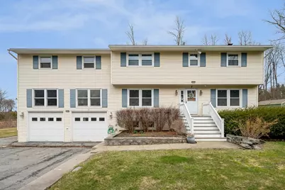 166 Lakeview Drive, Shelburne, VT 05458 - Photo 1
