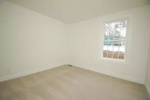 4A Dearborn Circle, Goffstown, NH 03045 - Photo 11
