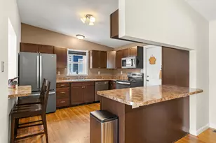 152 Dracut Rd, Hudson, NH 03051 - Photo 7