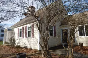 180 Birchwood Rd, Manchester, NH 03104 - Photo 9