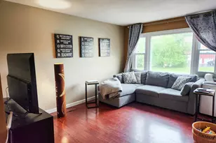 7 Pine Isle Dr, Derry, NH 03038 - Photo 3