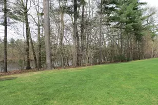 49 Jamesway Dr, Litchfield, NH 03051 - Photo 15