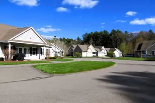 49 Jamesway Dr, Litchfield, NH 03051 - Photo 17