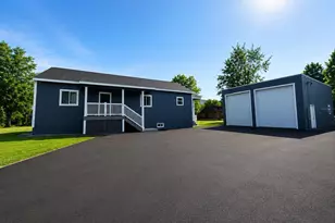 64 Evans St, Gorham, NH 03581 - Photo 23
