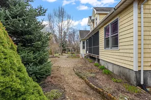 302 Howard St, Berlin, NH 03570 - Photo 39