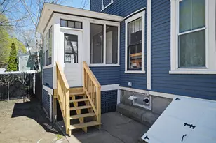 118 N Adams St, Manchester, NH 03104 - Photo 33