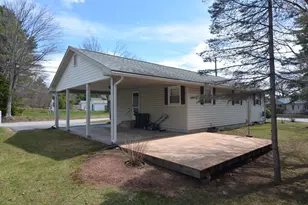 2 Kidder Ave, Franklin, NH 03235 - Photo 3