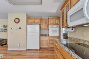 38 McIntosh Way, Greenland, NH 03840 - Photo 7