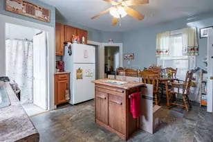 58 Amherst St, Nashua, NH 03064 - Photo 9