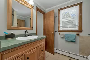 9 Fairway Dr, New Hampton, NH 03256 - Photo 7
