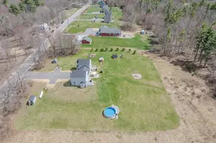 435 Second Crown Point Rd, Strafford, NH 03884 - Photo 47