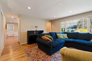 2 Shirley Ln, Stratham, NH 03885 - Photo 15