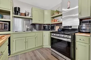 11 W Concord St, Dover, NH 03820 - Photo 15