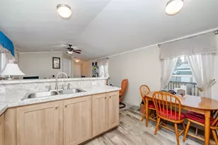 7 S Dewberry Ln, Rochester, NH 03867 - Photo 3