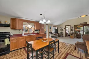 547 Texas Hill Rd, Plymouth, NH 03264 - Photo 5