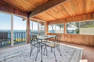 240 Black Point Rd, Alton, NH 03810 - Photo 11