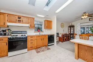 7 Diamondback Dr, Rochester, NH 03868 - Photo 9