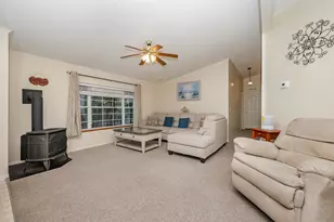 7 Diamondback Dr, Rochester, NH 03868 - Photo 5