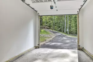 9 Asheley Ave, Hinsdale, NH 03451 - Photo 33