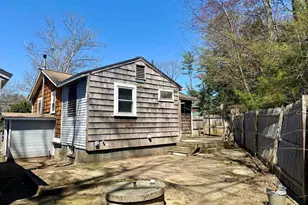 40 Riverside Dr, Fremont, NH 03044 - Photo 3