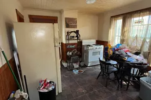17 Perham St, Nashua, NH 03064 - Photo 3