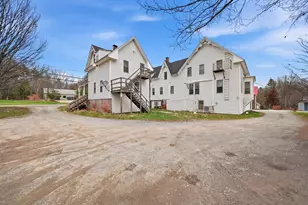 112 W Main St, Hillsboro, NH 03244 - Photo 9