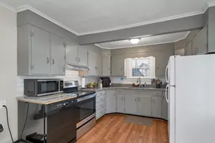 42 Joliet St, Laconia, NH 03246 - Photo 13
