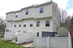 67 Glen St, Farmington, NH 03835 - Photo 3