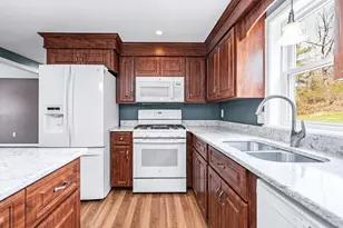 149 Barretts Hill Rd, Hudson, NH 03051 - Photo 21