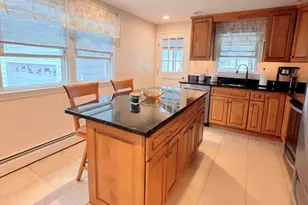 22 Westminster St, Manchester, NH 03103 - Photo 5