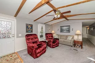27 Ithica Ln, Newmarket, NH 03857 - Photo 11