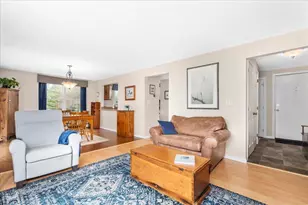 7 Corduroy Rd, Amherst, NH 03031 - Photo 5